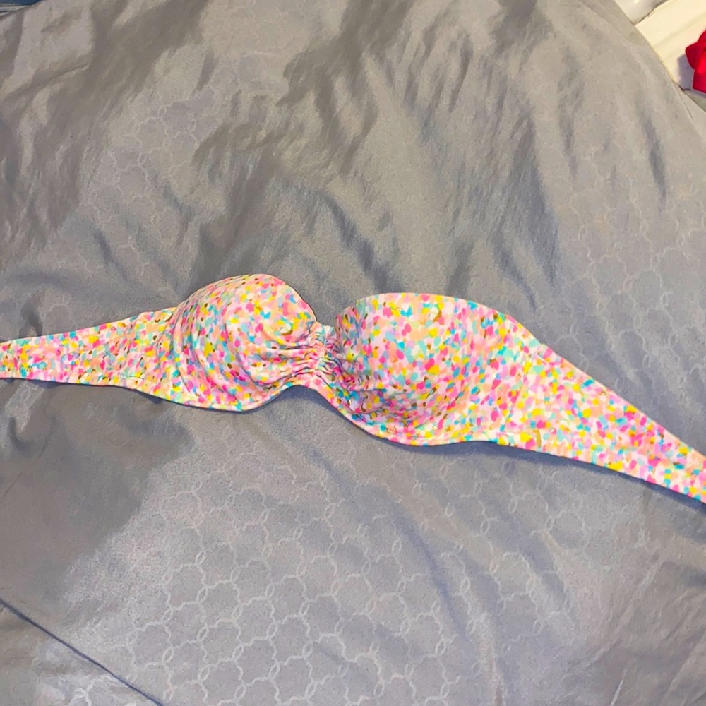 Victoria’s Secret Bikini top